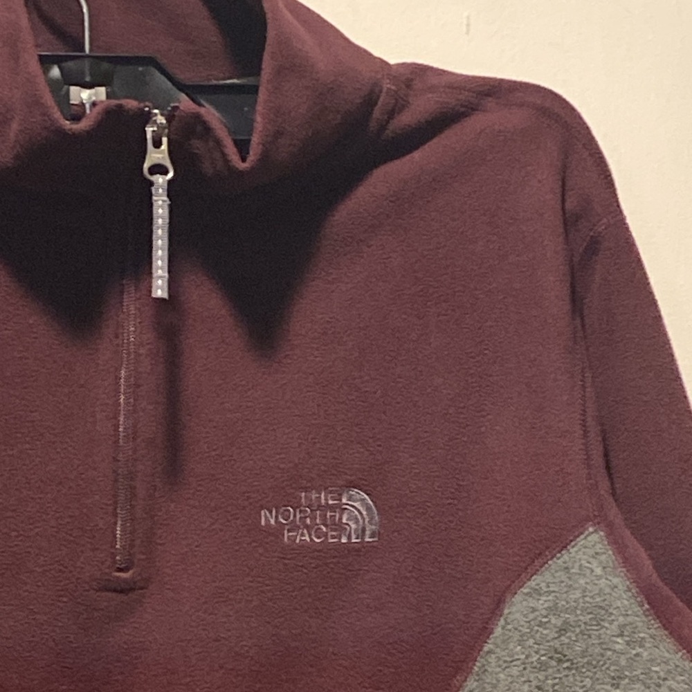 The North Face Maroon and Gray Half-Zip Pullover - Picture 4 of 10